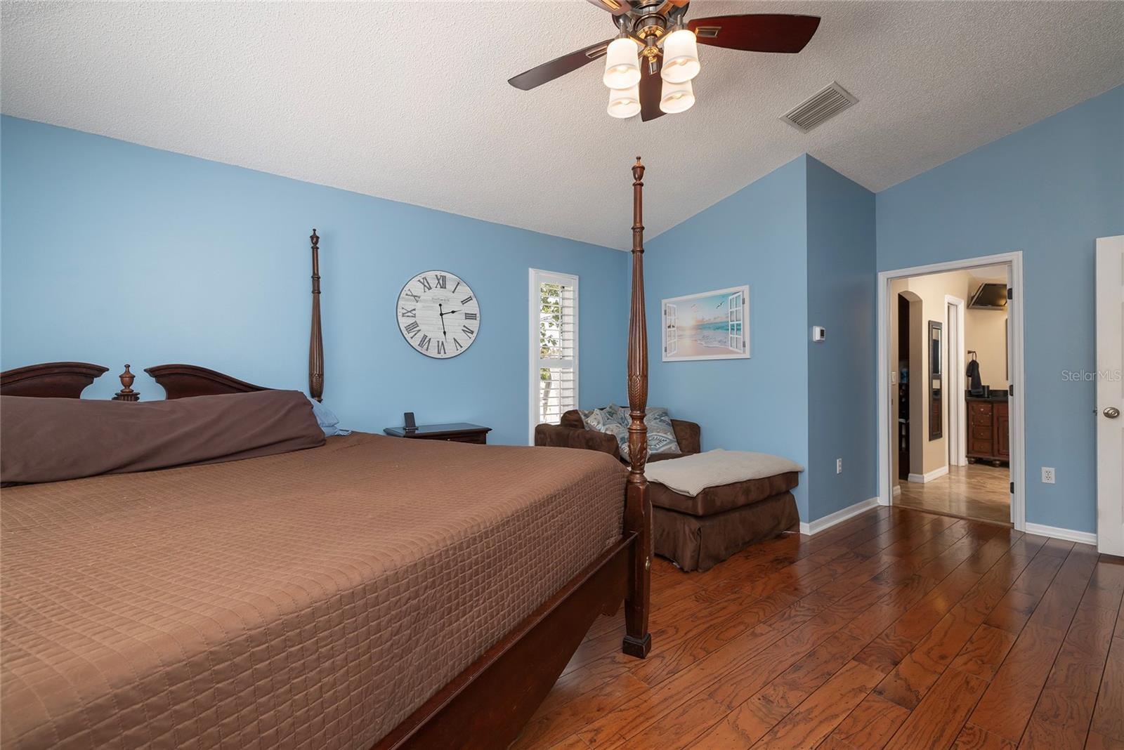 Luxury Living In East Lake Woodlands Updated Pool Home property image