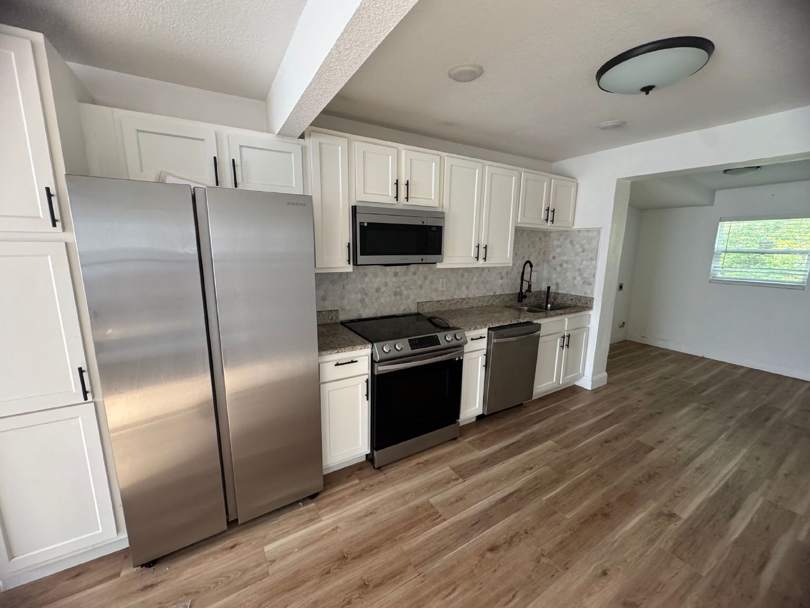 Beautiful And Updated 3 Bed 3 Bath Home In Plant City! property image