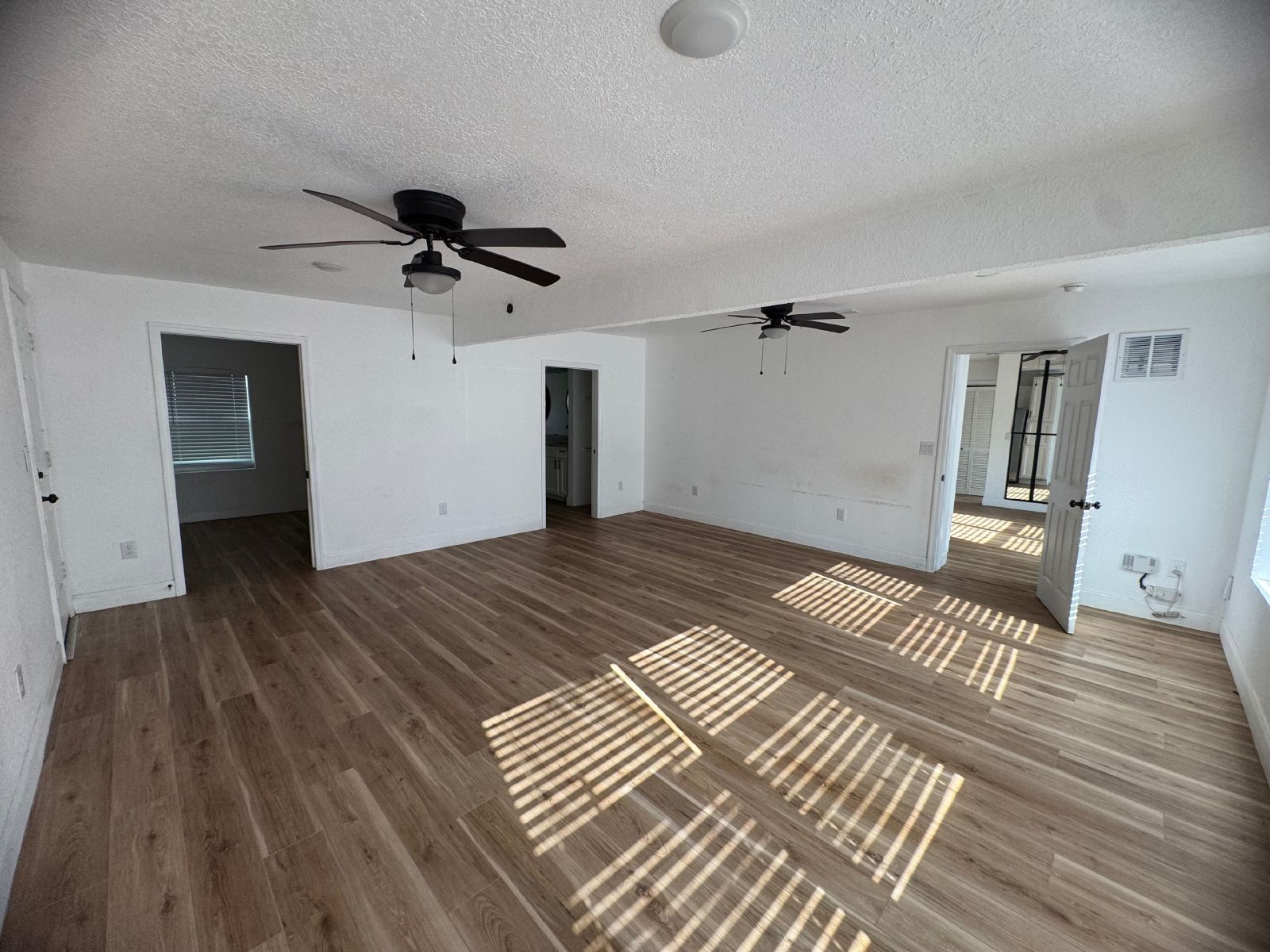 Beautiful And Updated 3 Bed 3 Bath Home In Plant City! property image