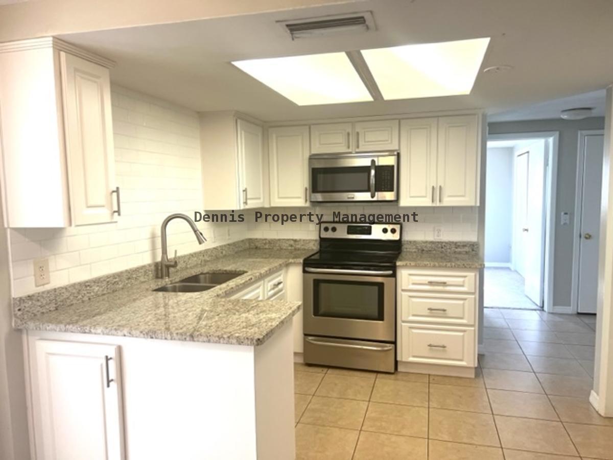 2 BR WITH ADDIT 3RD IN PORT RICHEY AVAILABLE IMMEDIATELY! property image