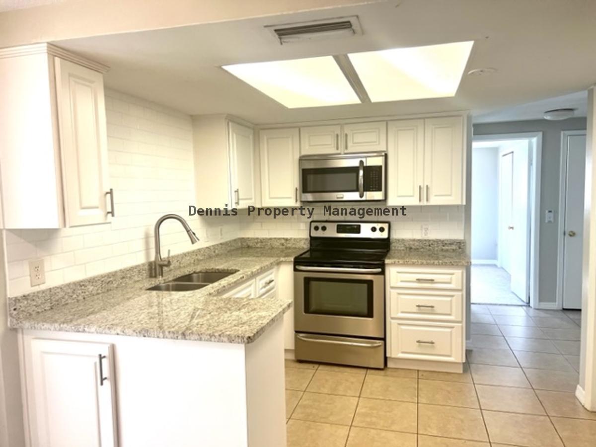 2 BR WITH ADDIT 3RD IN PORT RICHEY AVAILABLE IMMEDIATELY! property image