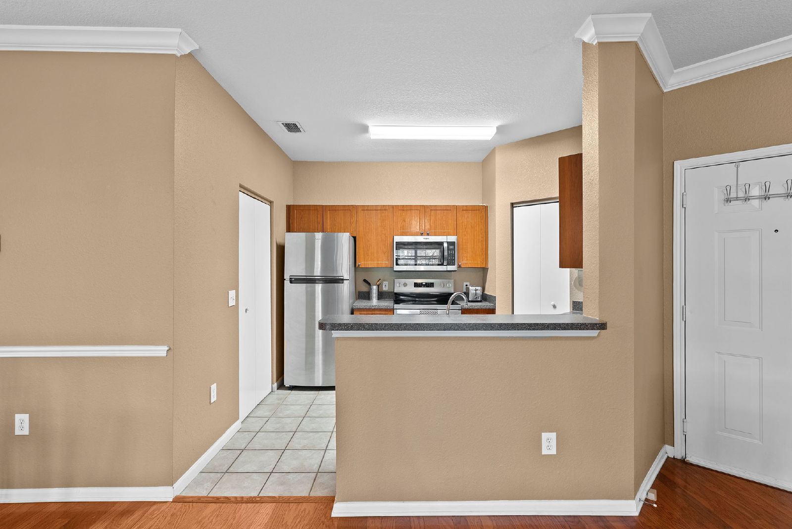 Furnished, Luxury Resort Style Condo! property image