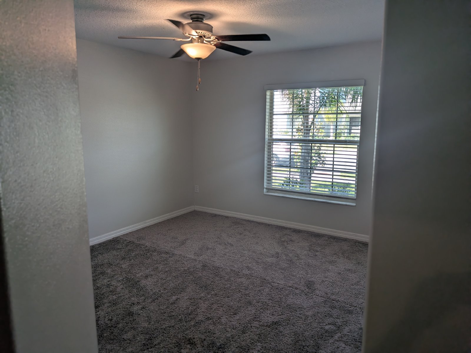 Nice 4/2/2 in Villages of Avalon property image