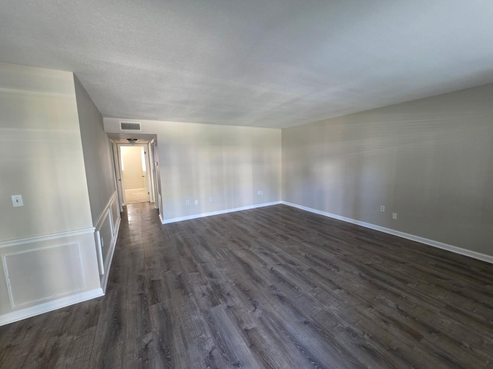 Upscale 2 bed 1 bath condo in St.Pete! property image