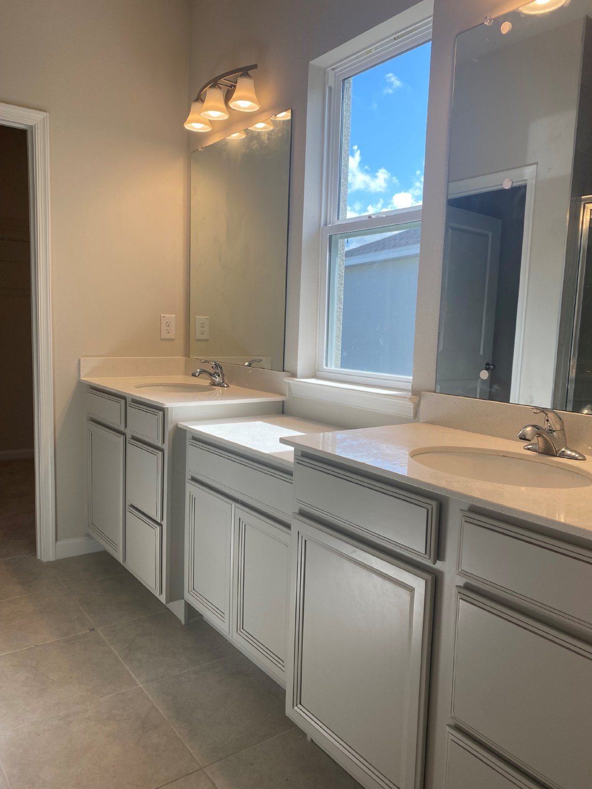 New Construction 4 Bed 2 Bath For Rent!!!!!! property image