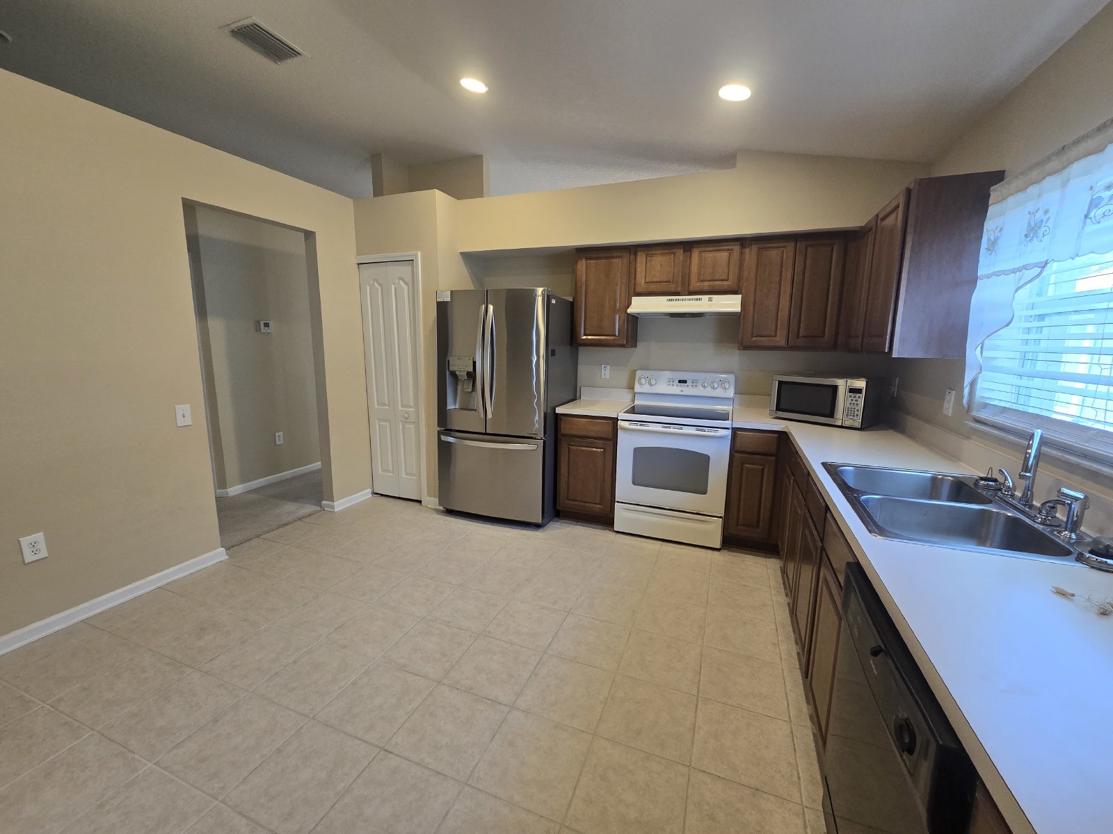 Beautiful 3 Bedroom Home In Palm Cove property image