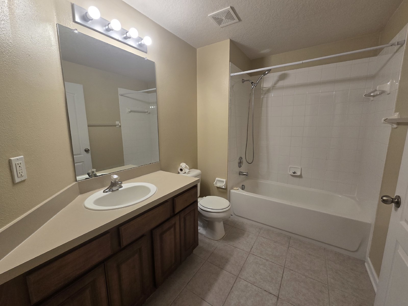 Beautiful 3 Bedroom Home In Palm Cove property image