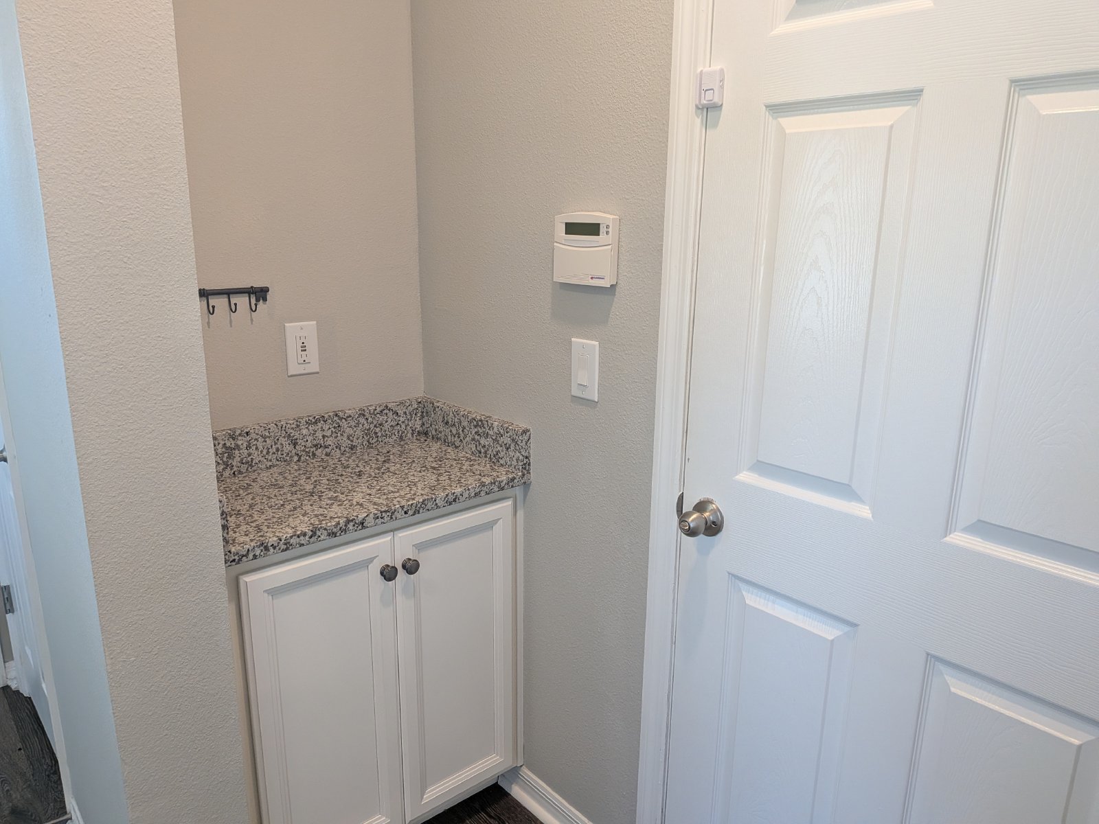 3/2.5/2 Former Model Home In Avalon Park property image
