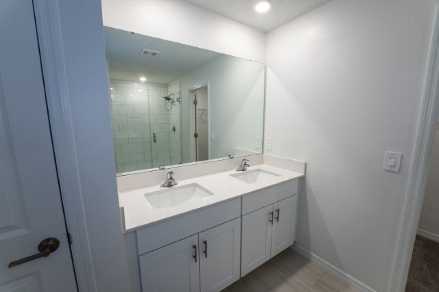 5 Bedroom, 2 Story Home in Two Rivers property image