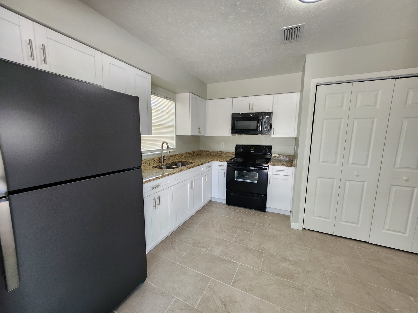 2 bed/1 bath Apartment property image
