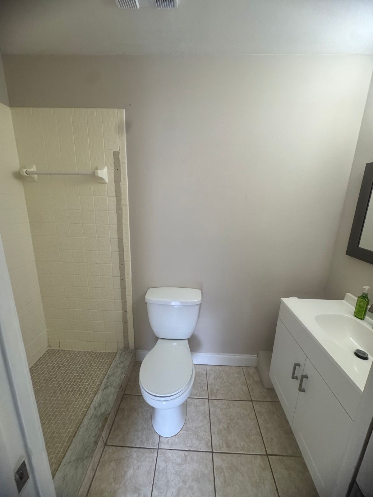 Beautiful And Updated 2 Bed 2 Bath Condo In Clearwater property image