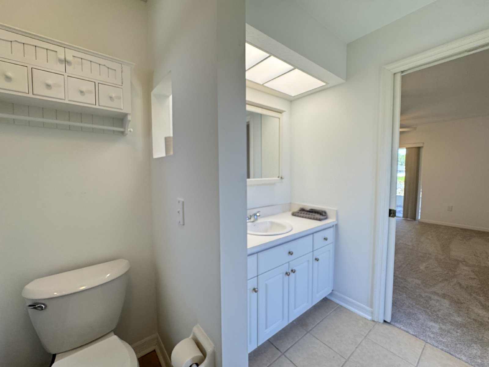 Beautiful 3/2/2 With Screened Lanai On Cul-de-sac property image