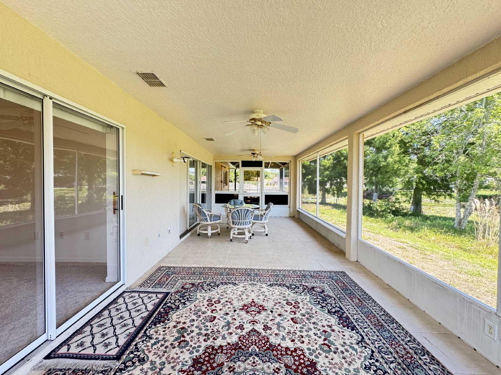 Beautiful 3/2/2 With Screened Lanai On Cul-de-sac property image