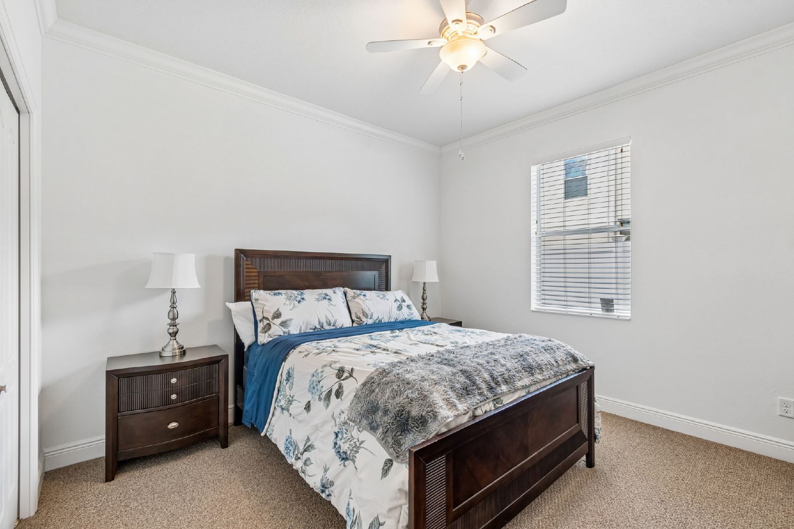 10524 MISTFLOWER LN, TAMPA FL 33647 property image