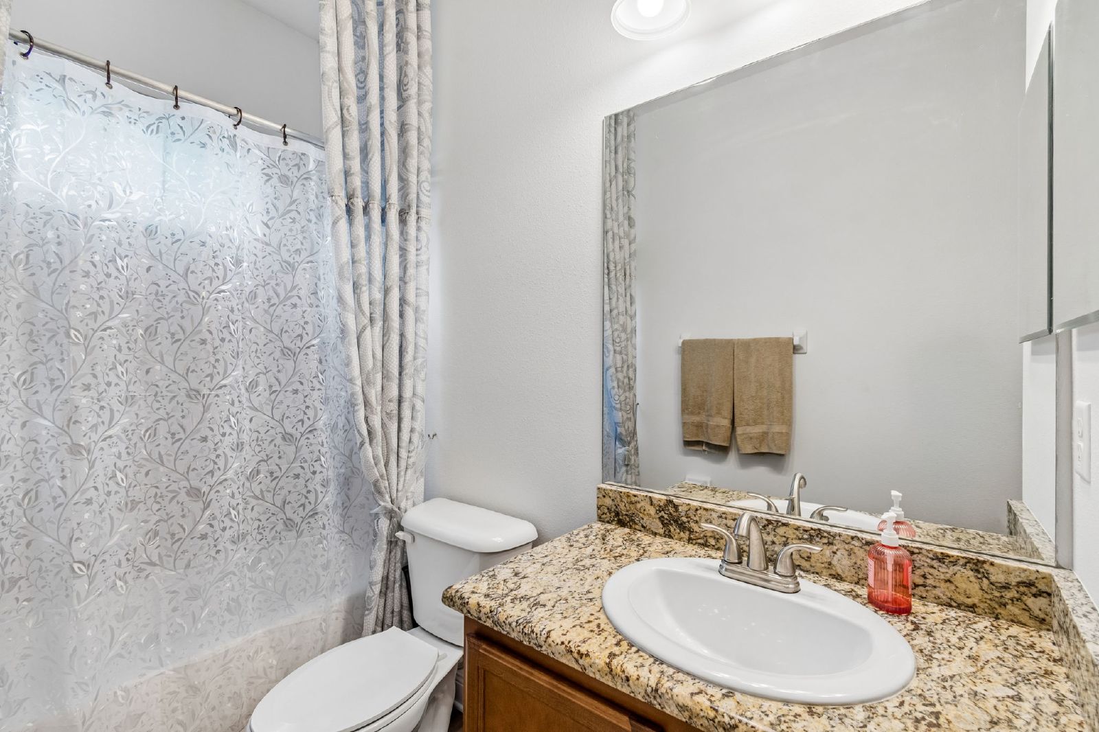 10524 MISTFLOWER LN, TAMPA FL 33647 property image