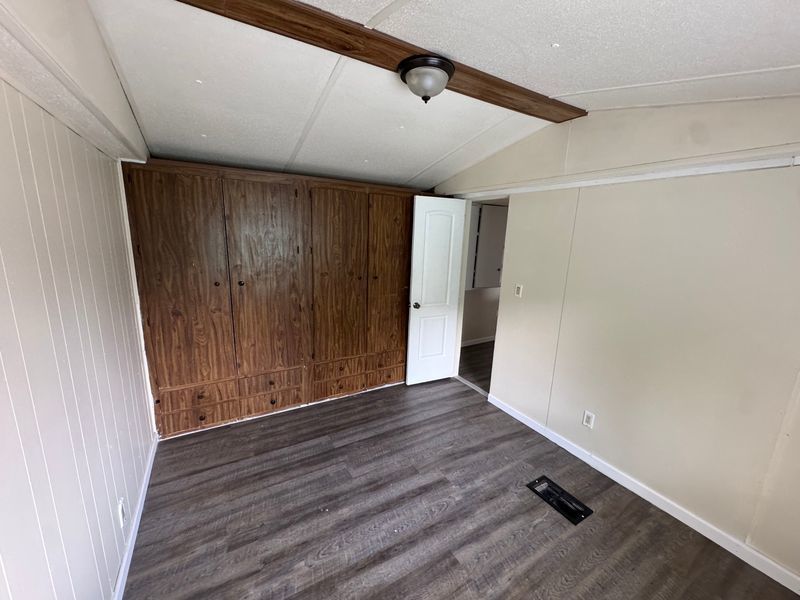Charming 2 Bed 1 Bath Mobile Home In Hudson property image