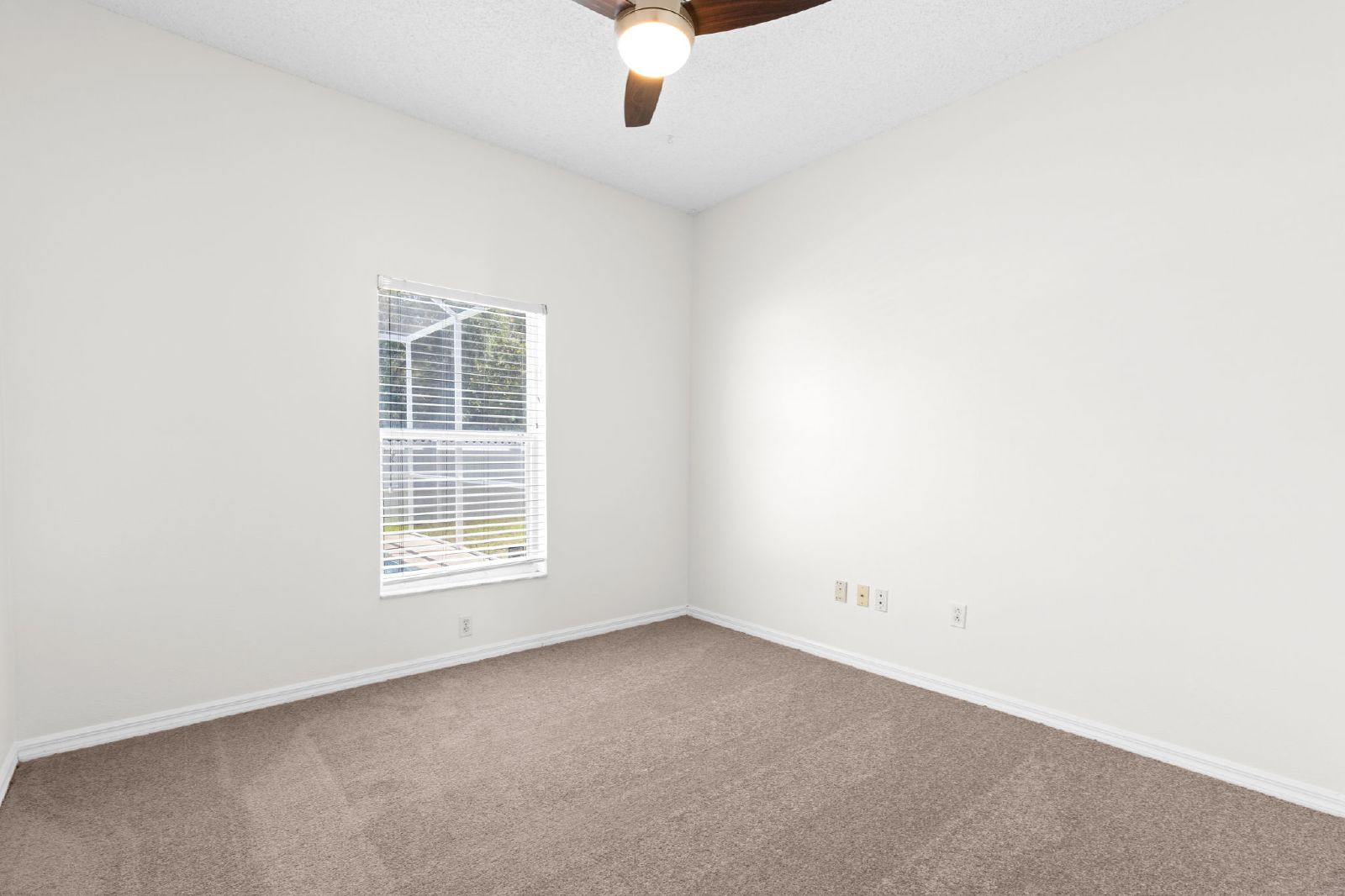 Pool Home For Rent In Westchase/Fawn Lake 4BR/3BA W/ Pool Care property image