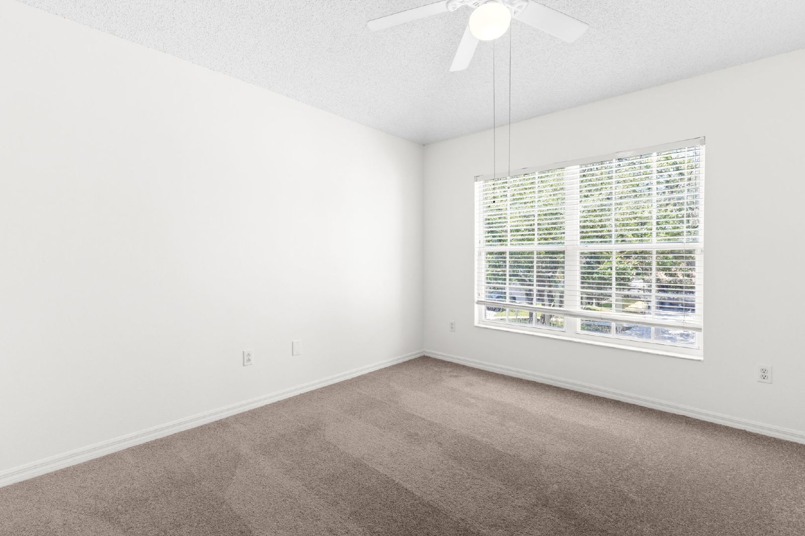 Pool Home For Rent In Westchase/Fawn Lake 4BR/3BA W/ Pool Care property image