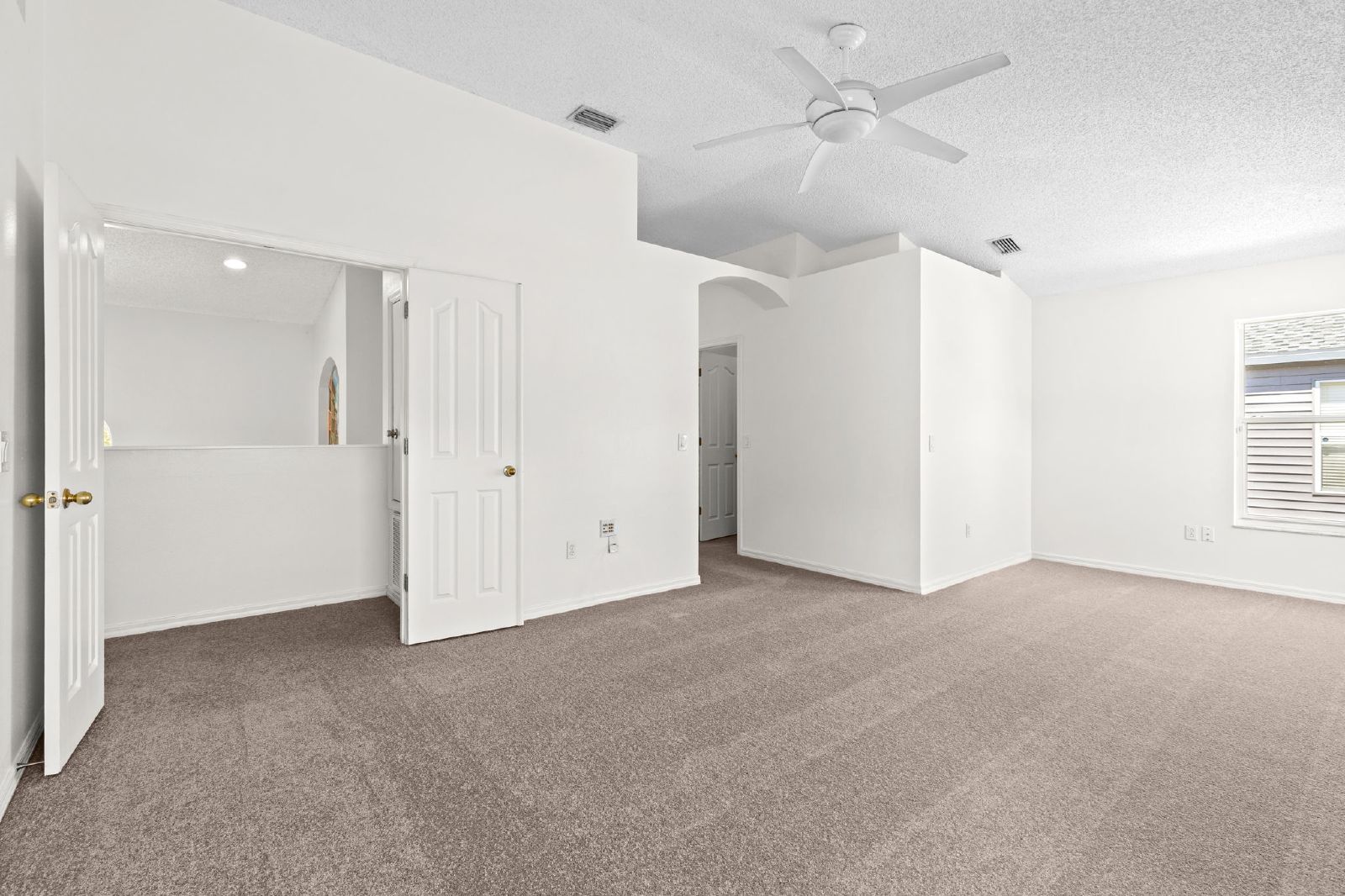 Pool Home For Rent In Westchase/Fawn Lake 4BR/3BA W/ Pool Care property image
