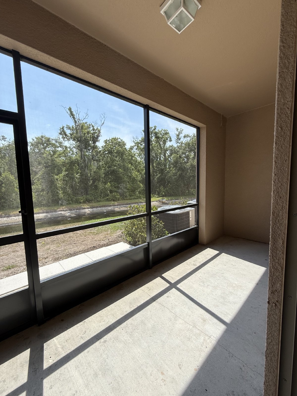 3 Bedroom, 2.5 Bath Townhome property image