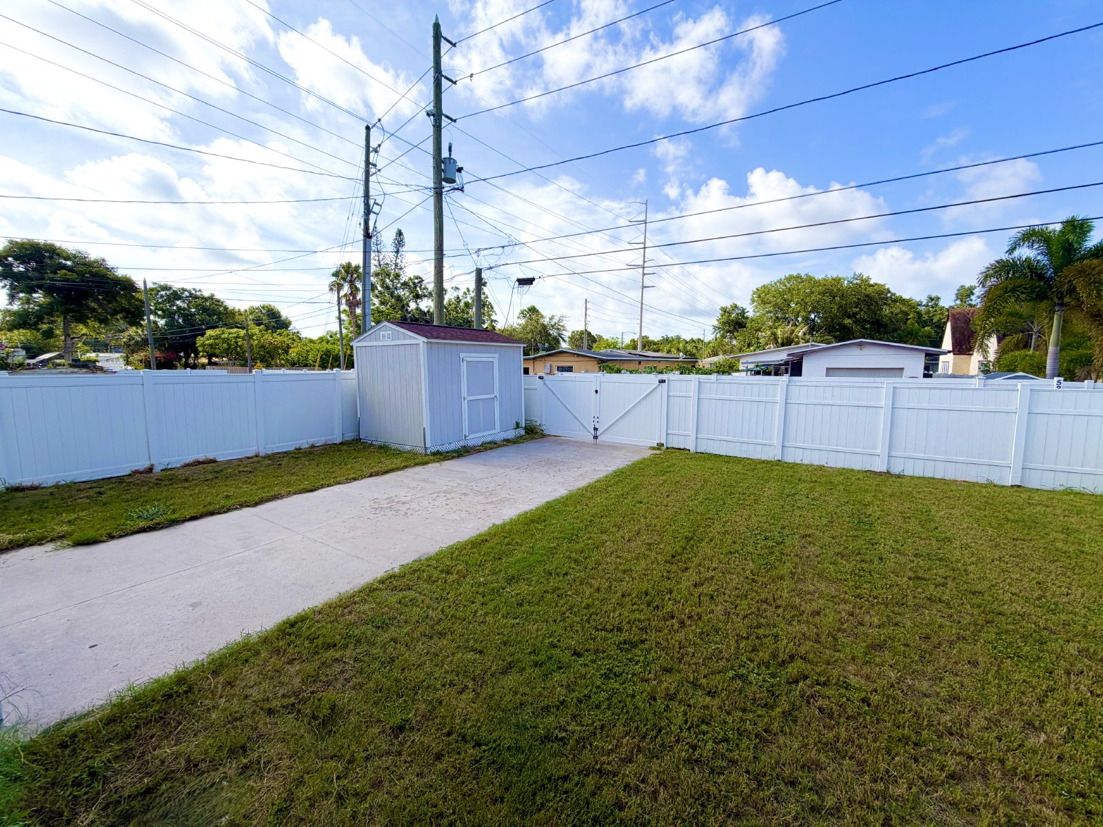 Nice! Live Oaks Home on Brick Street for Rent. property image