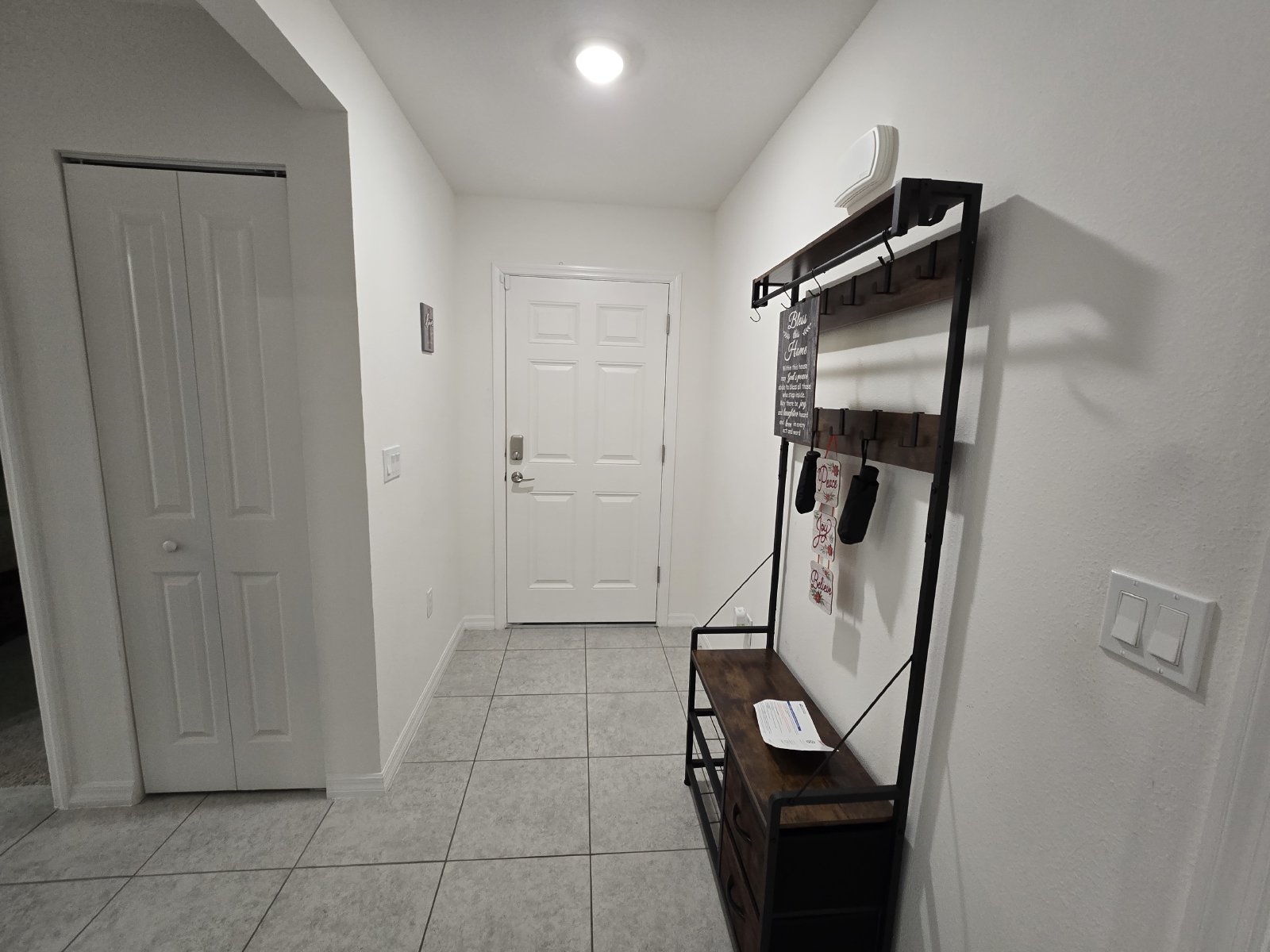 Furnished 3/2/2 Royal Highlands property image