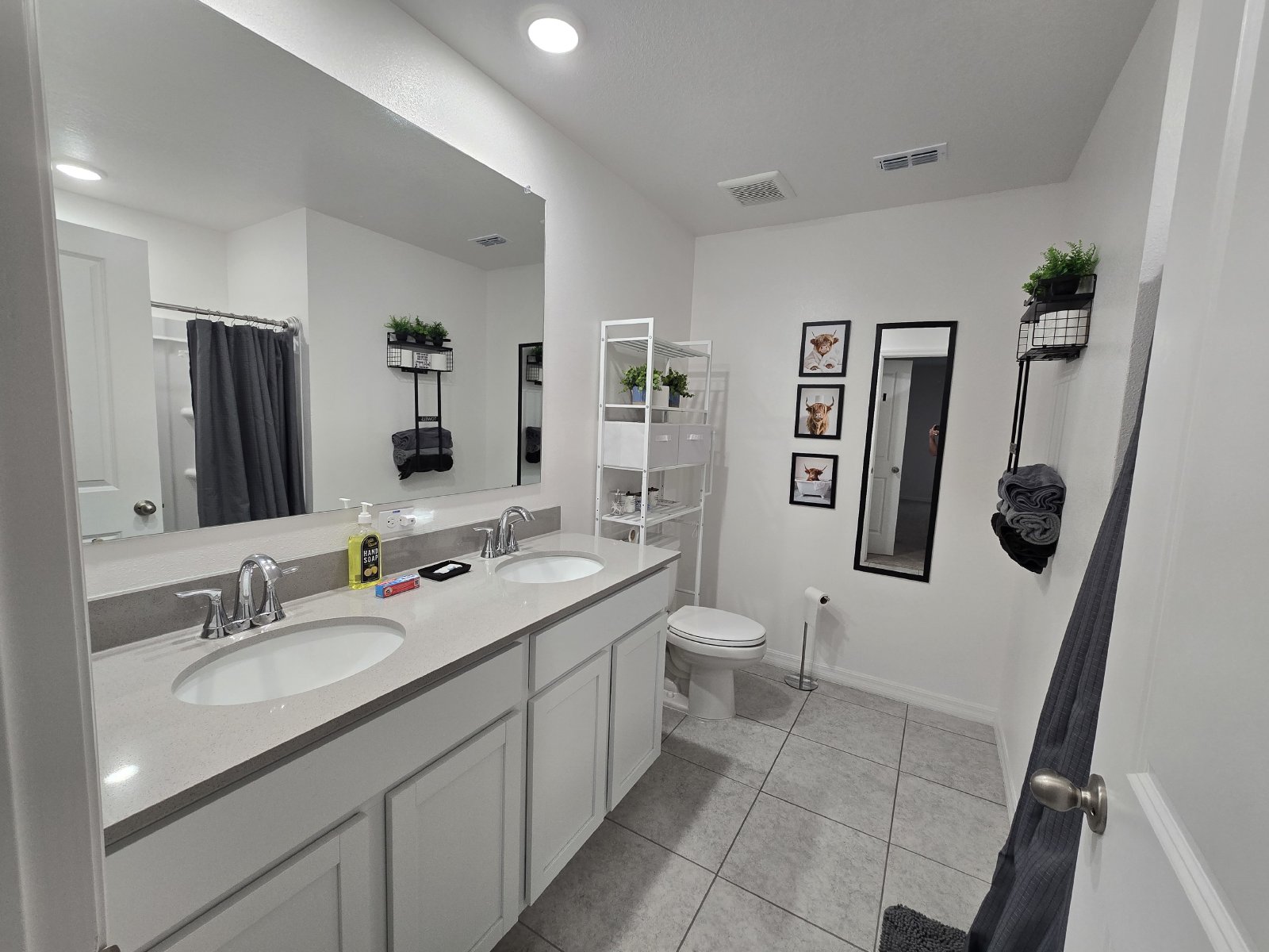 Furnished 3/2/2 Royal Highlands property image