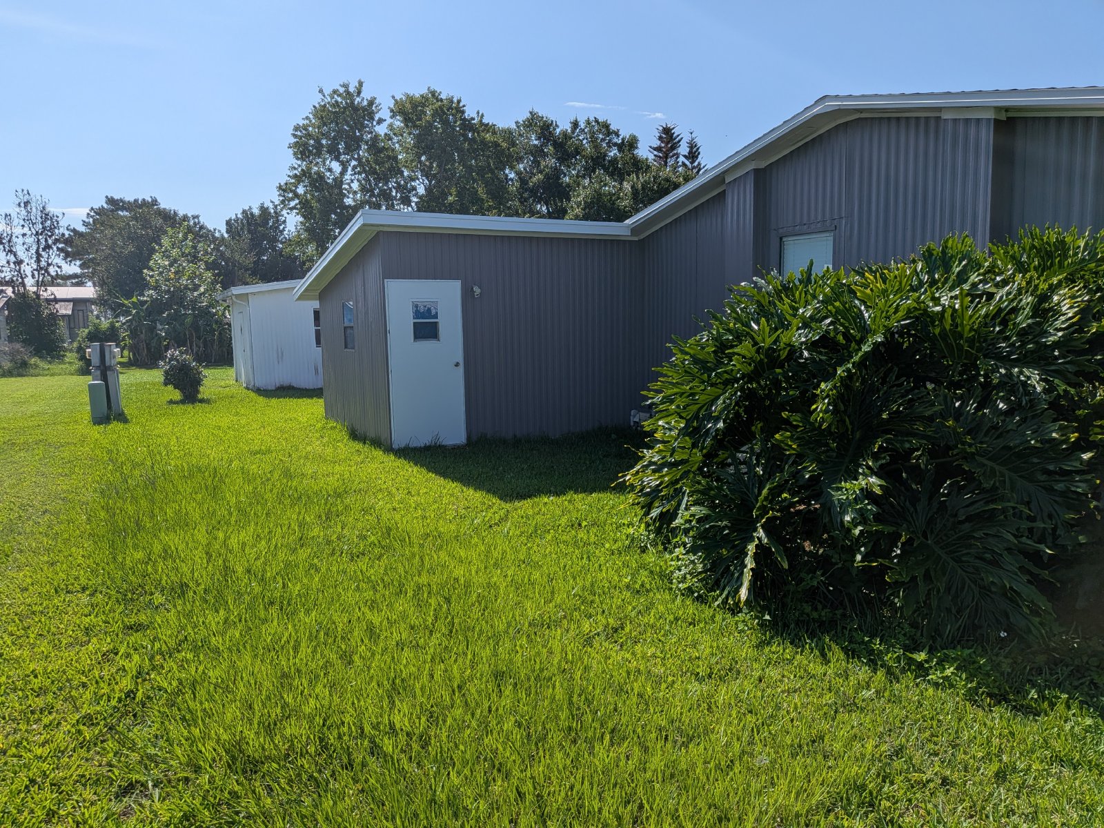 Renovated 2/2 Trailer In Zephyrhills property image