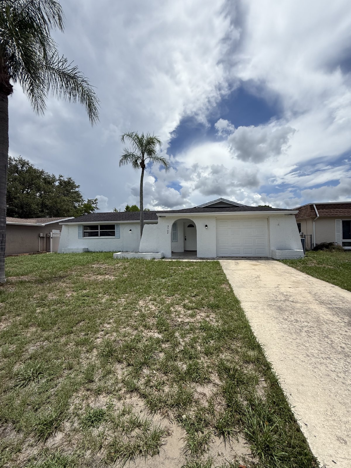 Spacious 4/2 Home property image