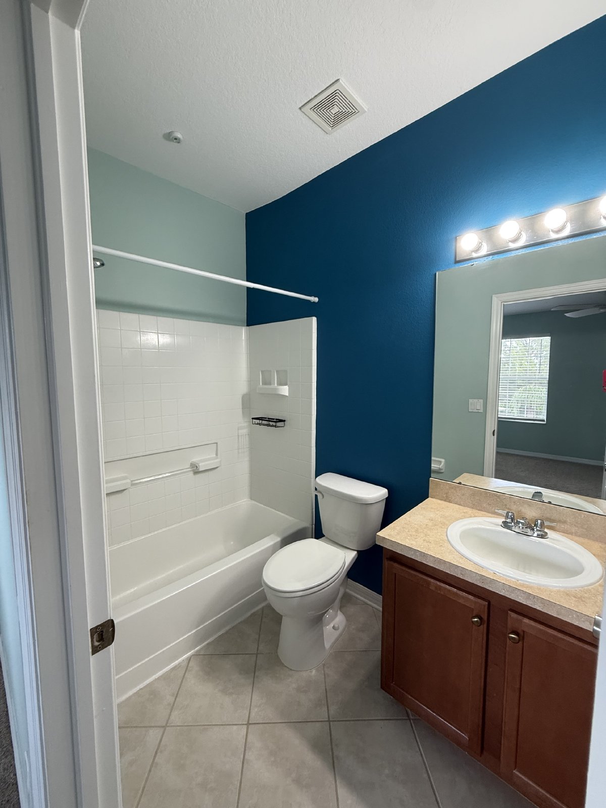 2 Bedroom, 2.5 Bath Townhome property image