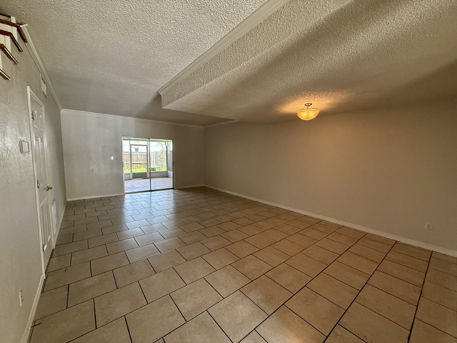 3 Bed 2 Full Baths MOVE IN READY Townhouse For Rent!!!!! property image