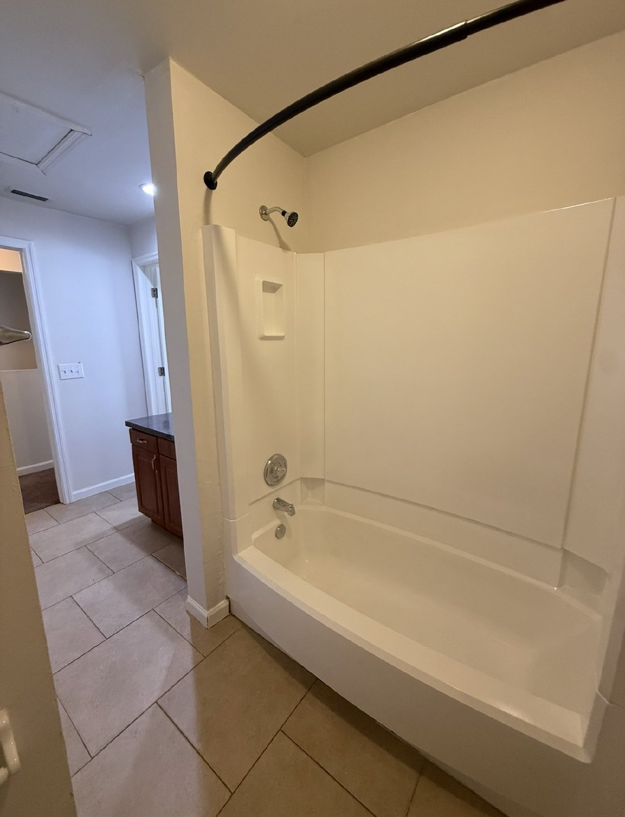 3 Bed 2 Full Baths MOVE IN READY Townhouse For Rent!!!!! property image