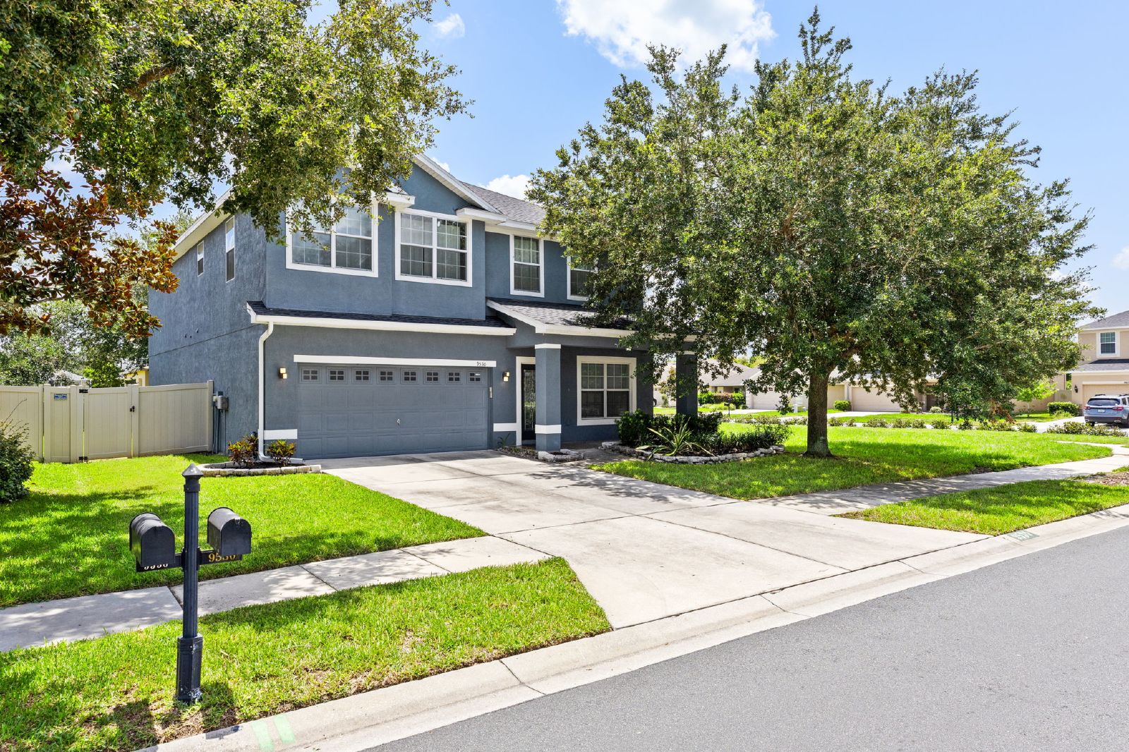 Spacious 6 Bedroom Home In Asbel Estates! property image