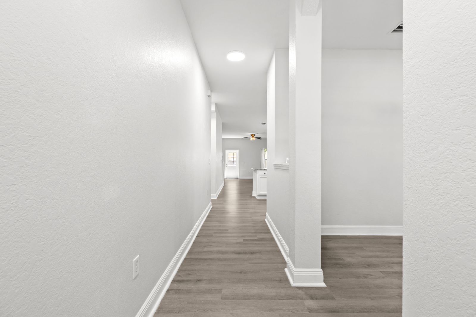 Spacious 6 Bedroom Home In Asbel Estates! property image