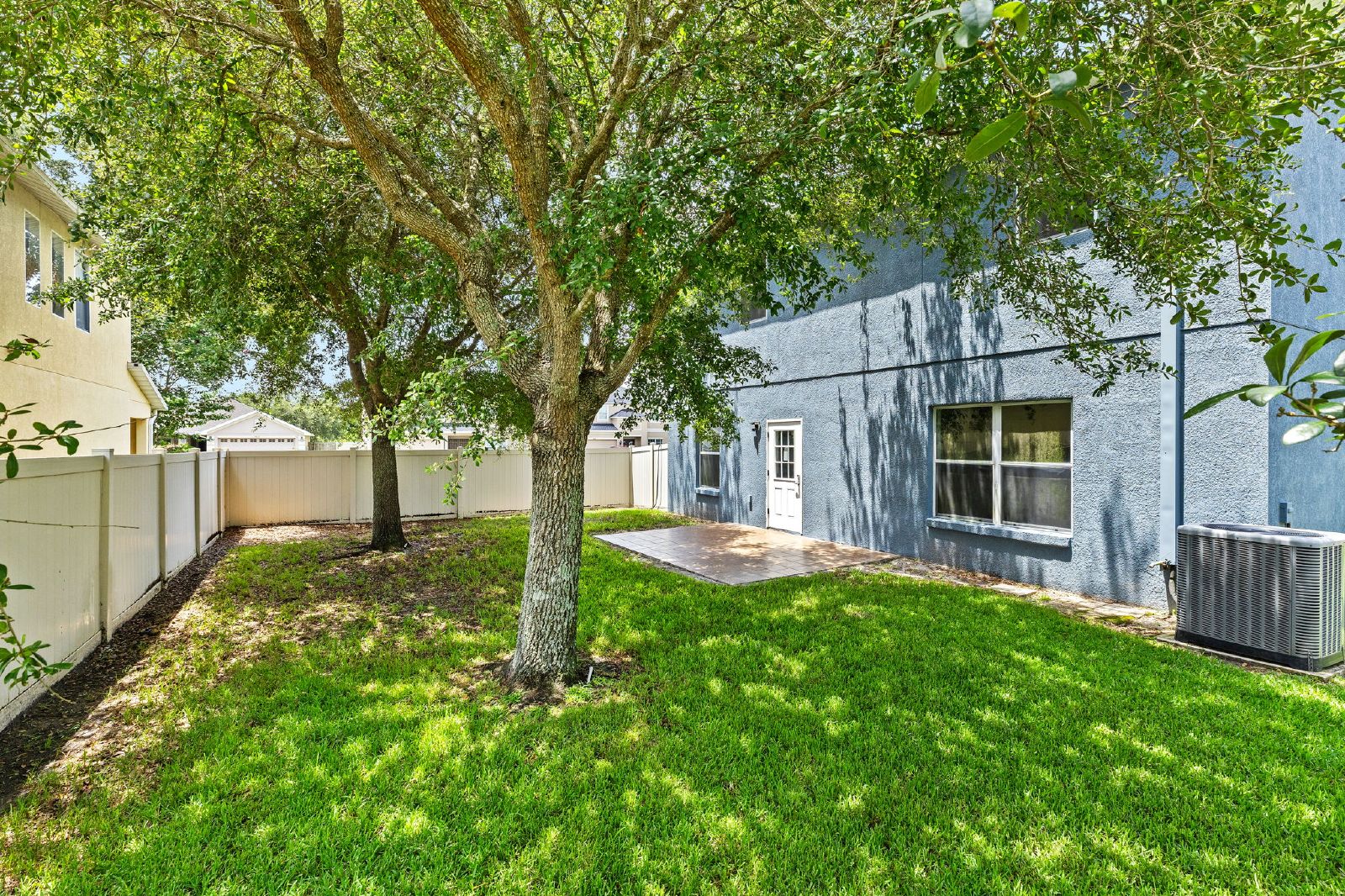 Spacious 6 Bedroom Home In Asbel Estates! property image