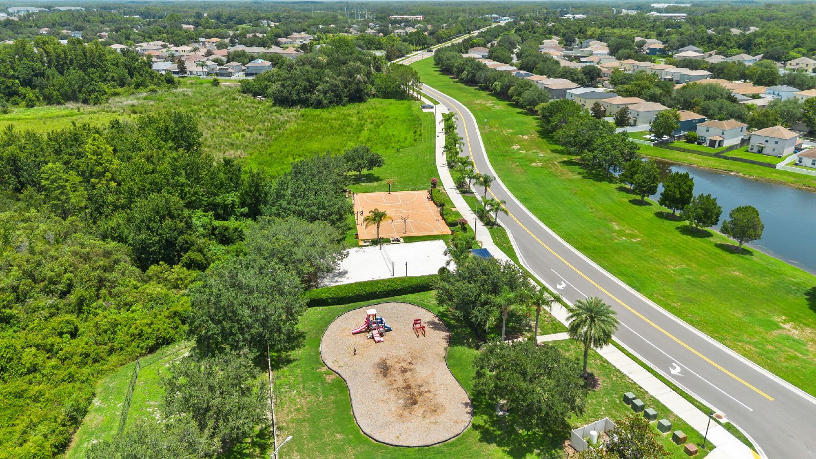 Spacious 6 Bedroom Home In Asbel Estates! property image