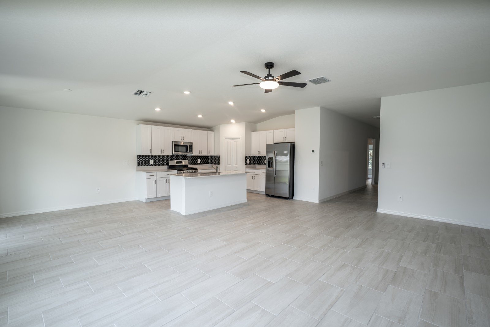 New Four Bed In Connerton property image