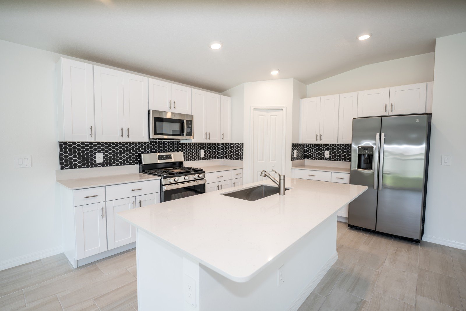 New Four Bed In Connerton property image