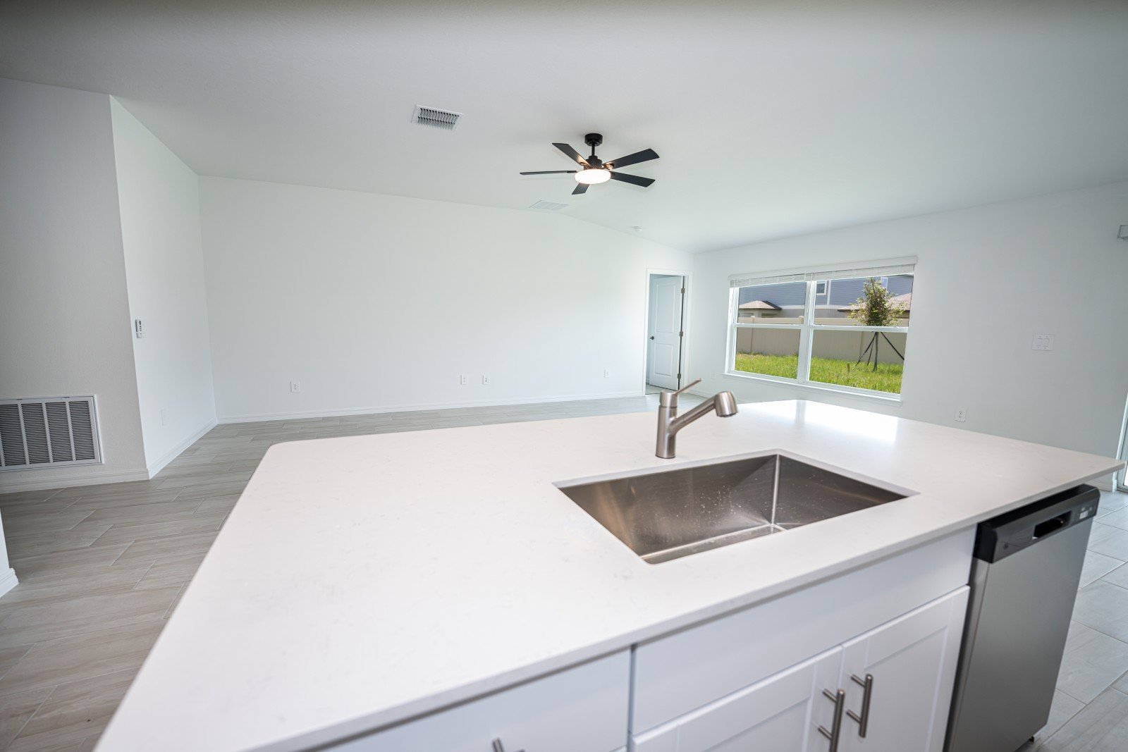 New Four Bed In Connerton property image