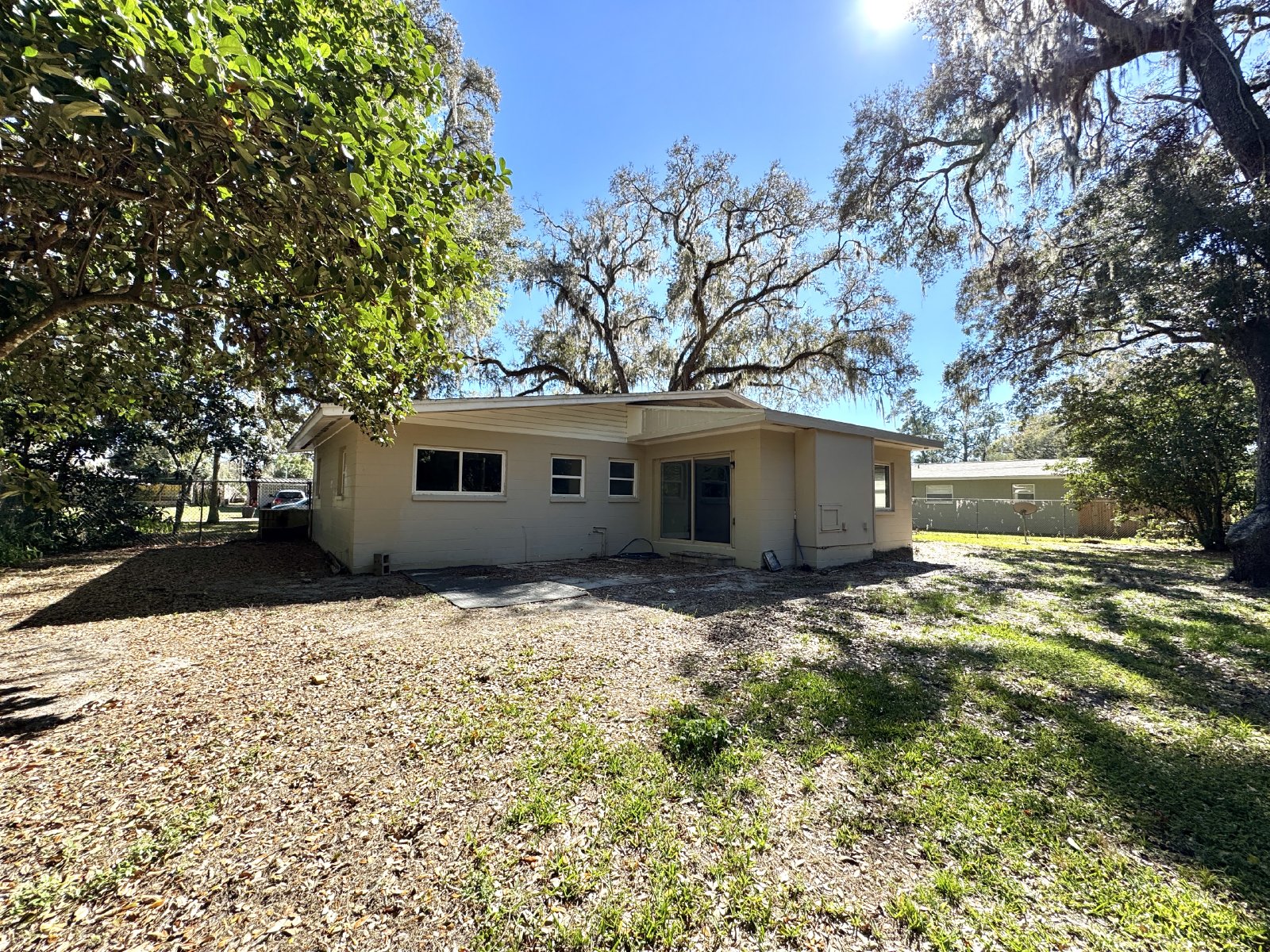 Beautiful 3/2/1 In Brooksville property image