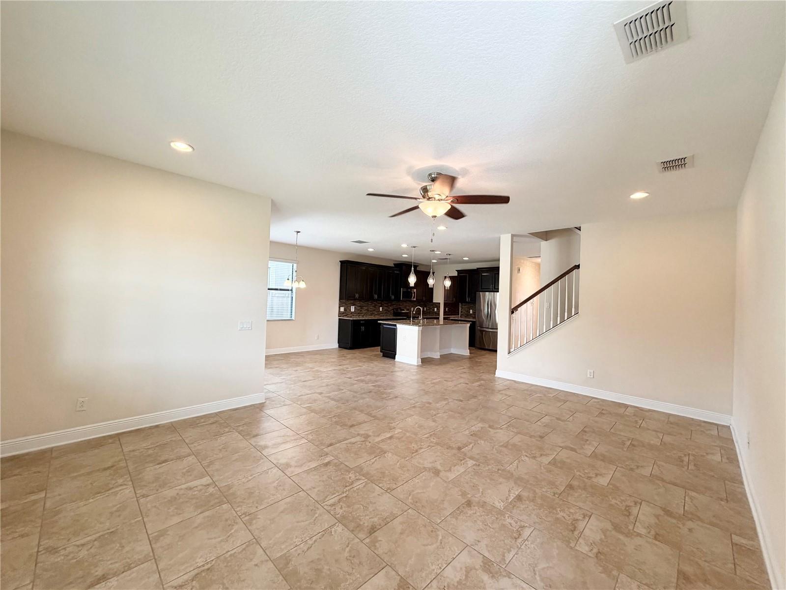 Stunning 5Bed 3Bath Home In New Tampa property image