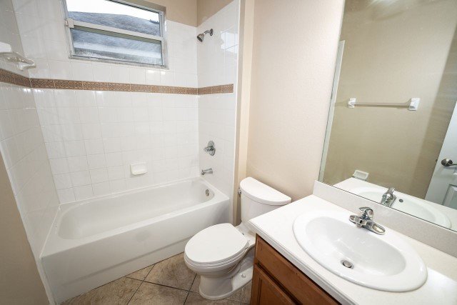 Palm Cove,  Four Bed, Two Bath property image