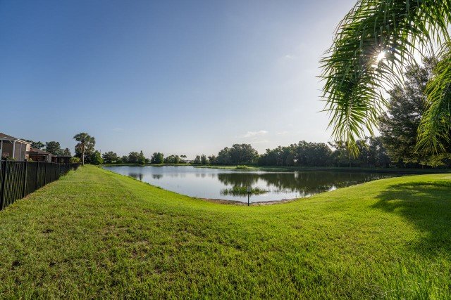 Palm Cove,  Four Bed, Two Bath property image