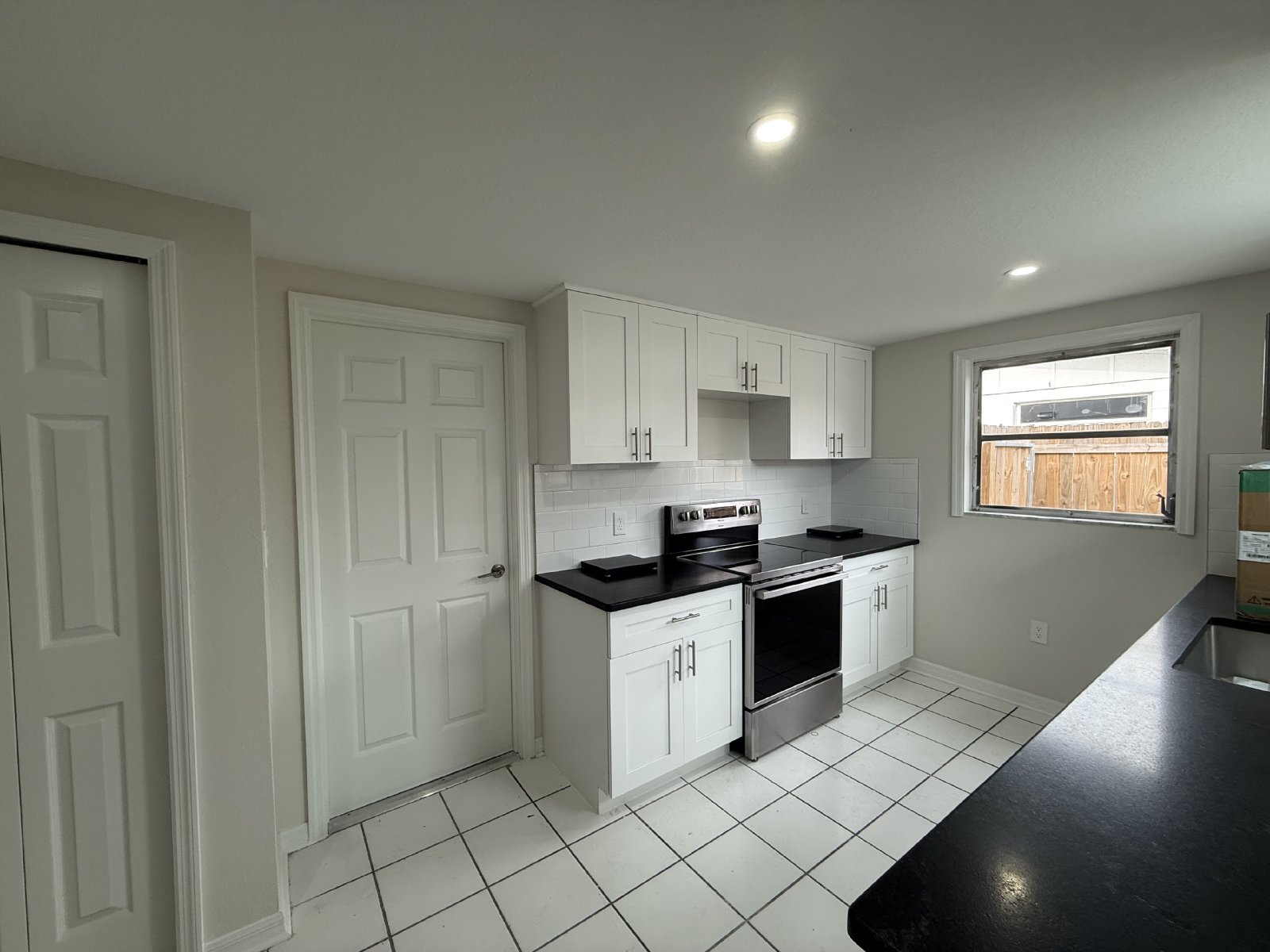 3 Bedroom, 2 Bathroom, Holiday property image