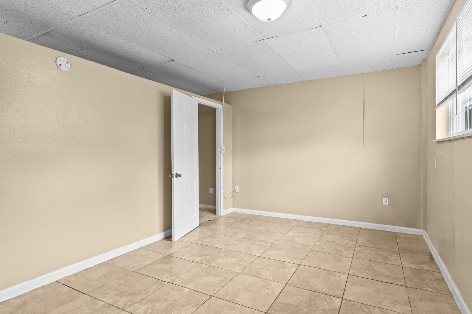 Charming Well Maintained 1 Bed Apartment property image