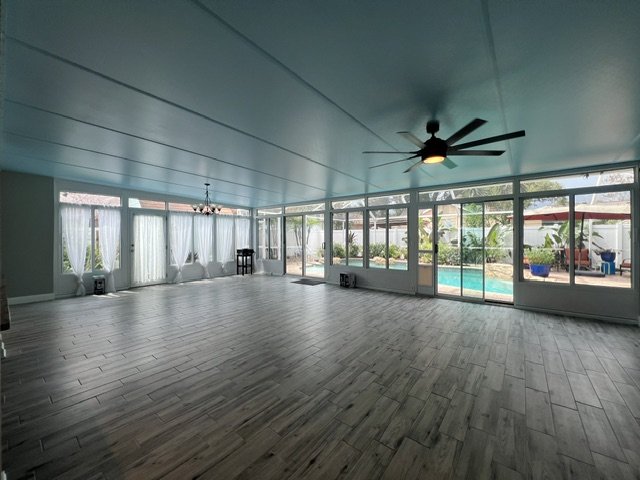 IMMACULATE TAMPA POOL HOME WITH LUSH LANDSCAPE! property image