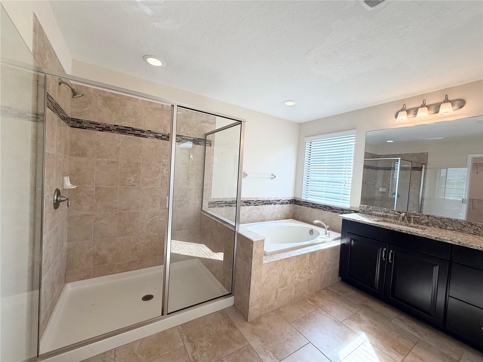 Stunning 5Bed 3Bath Home In New Tampa property image