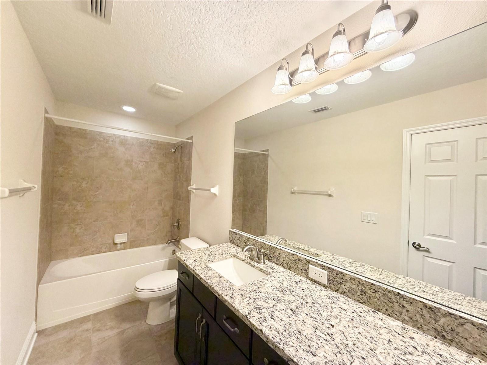 Stunning 5Bed 3Bath Home In New Tampa property image
