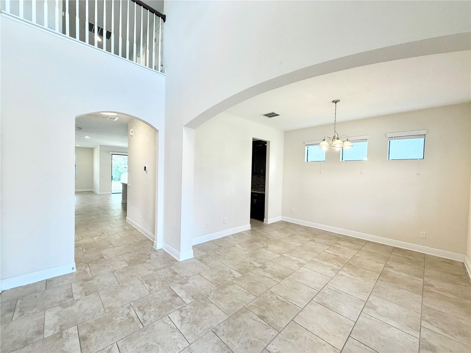 Stunning 5Bed 3Bath Home In New Tampa property image