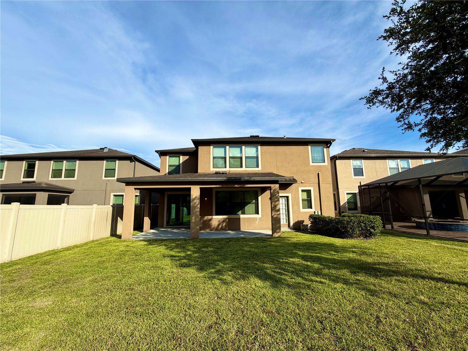 Stunning 5Bed 3Bath Home In New Tampa property image